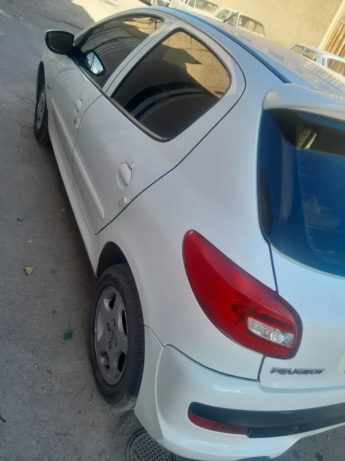 207 مدل 97 بی رنگ|خودرو سواری و وانت|کرمان, |دیوار