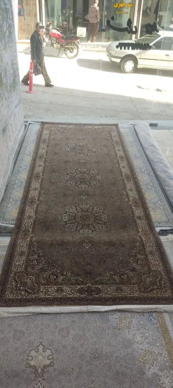 ۵ تخته فرش ۷۰۰ شانه گردویی یکونیم درچهار  کارکرده|فرش|جوانرود, |دیوار