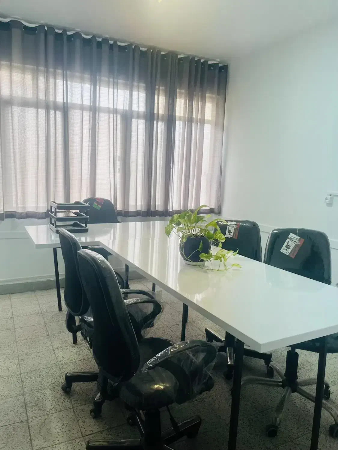 اجاره ی دفتر کار کامل|اجارهٔ دفتر کار، اتاق اداری، مطب|ساری, |دیوار