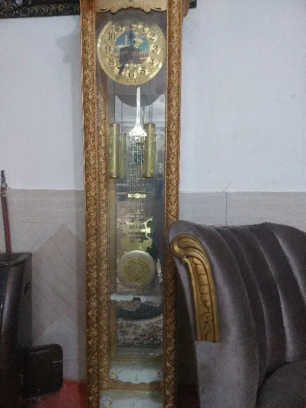 ساعت سالم درحد نو|ساعت دیواری و تزئینی|مشهد, شهرک مهرگان|دیوار