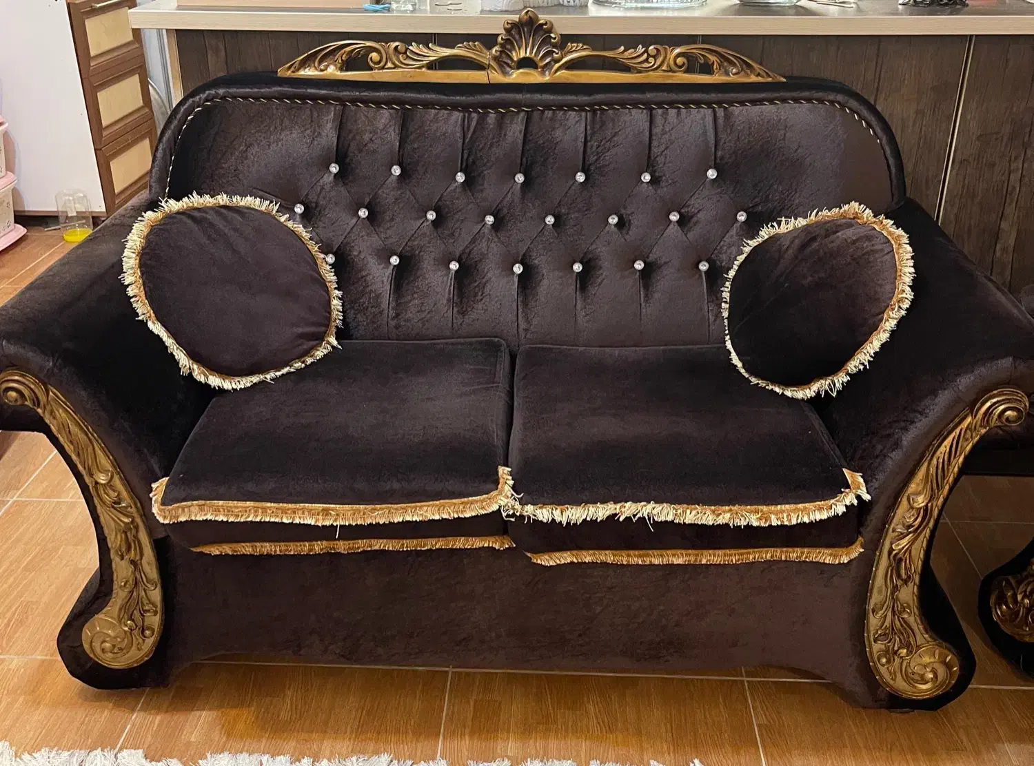 مبل ۷نفره ومیزوسط|مبلمان خانگی و میز عسلی|لاهیجان, کوی خزر|دیوار