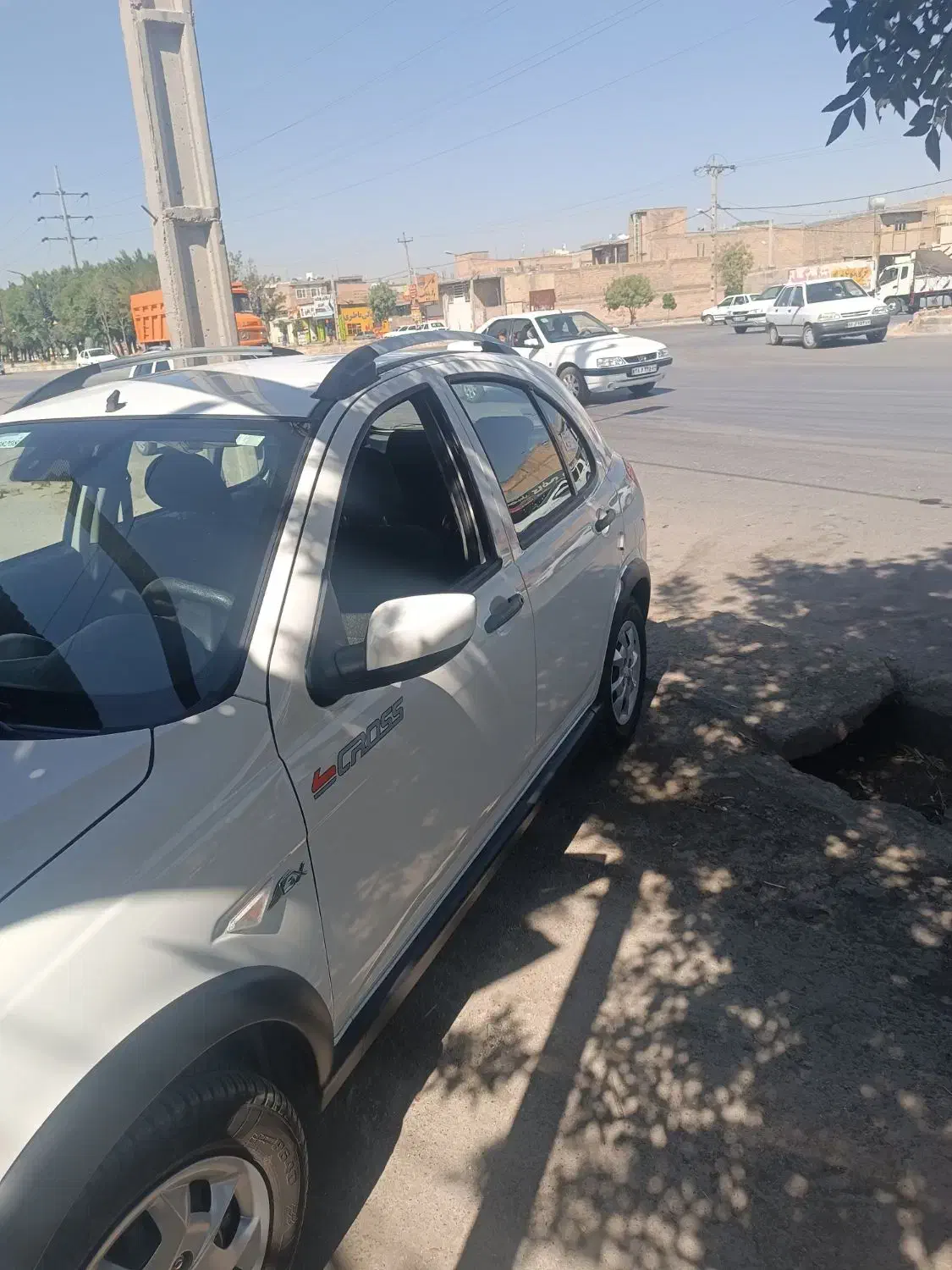 فروش یک دستگاه کوییک مدل 403رنگ سفید|خودرو سواری و وانت|مرودشت, ابوذر شمالی|دیوار