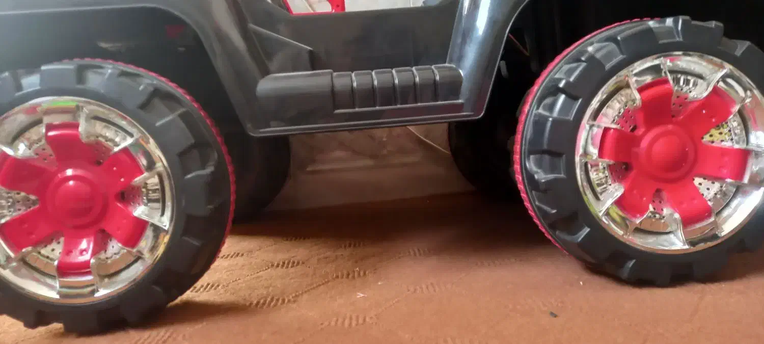 ماشین شارژی|اسباب‌‌بازی|شاهین‌شهر, گرگاب|دیوار