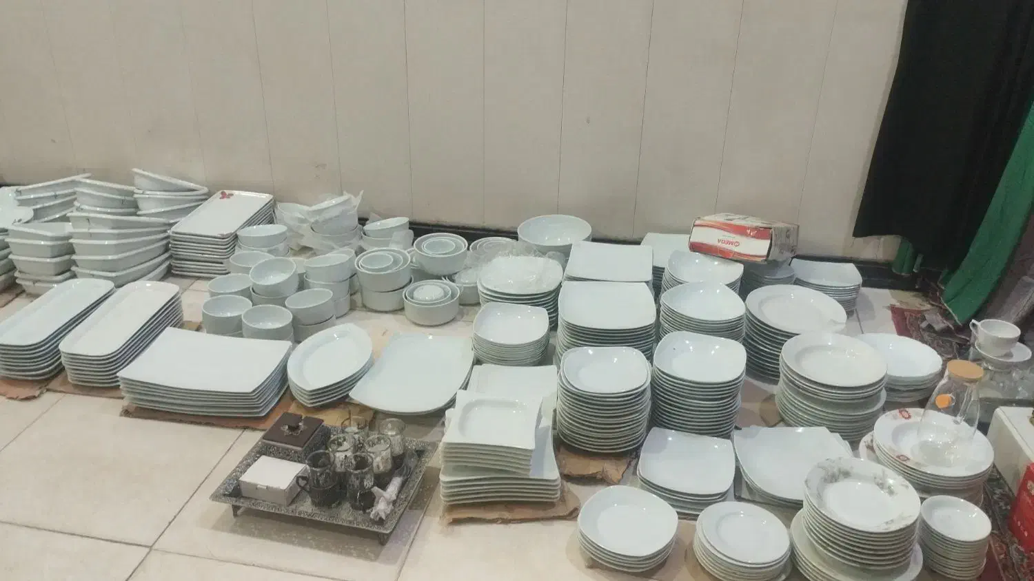 چینهای حراجی|ظروف سرو و پذیرایی|اهواز, کوی علوی|دیوار