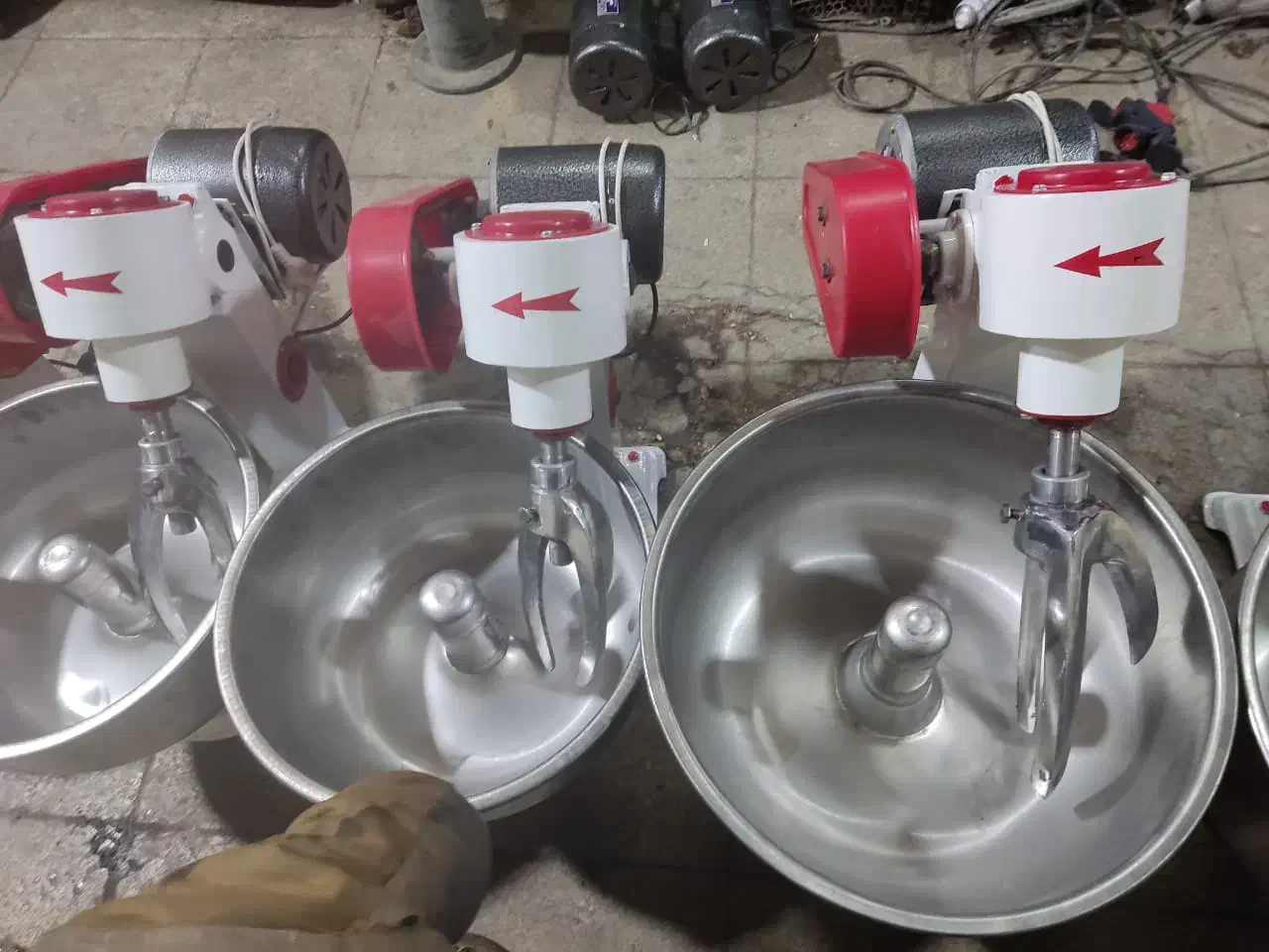 خمیرکن|خردکن، آسیاب، غذاساز|تالش, هشتپر|دیوار