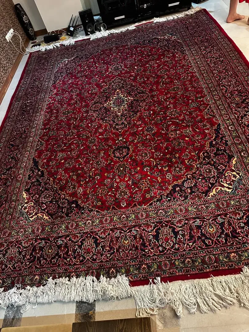 فرش دست بافت|فرش|تهران, فلسطین (میدان انقلاب)|دیوار