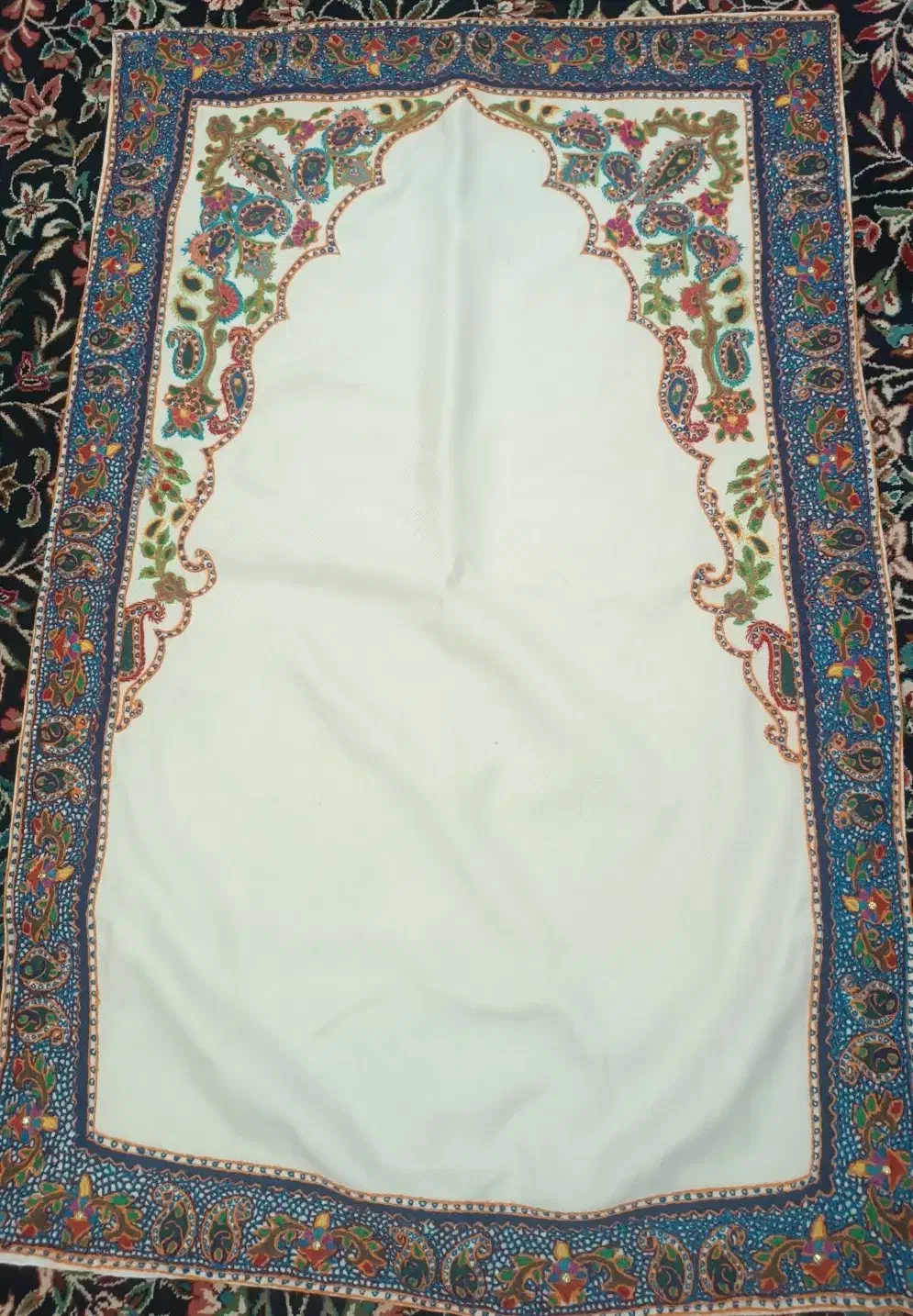 سلام و عرض ادب ،تعدادی پته با نقش های زیبا|لوازم خیاطی و بافتنی|جیرفت, |دیوار