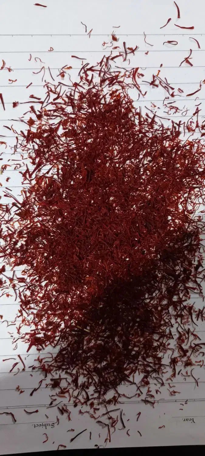 زعفرون خوش عطر|خوردنی و آشامیدنی|پاکدشت, حصار امیر|دیوار