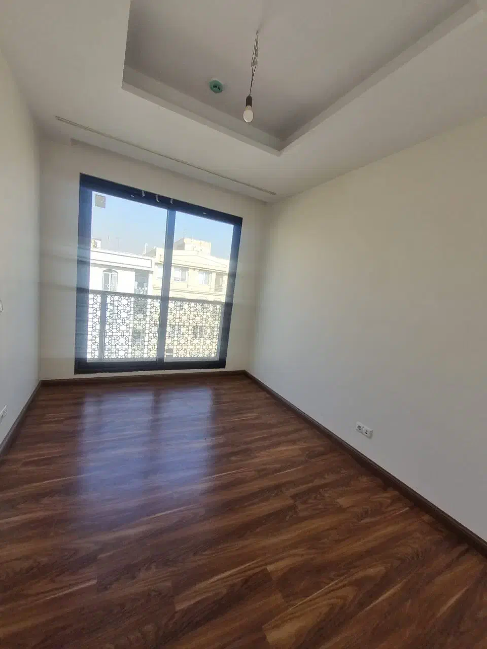 ۹۵ متر /دوخواب /کلید نخورده /فول امکانات