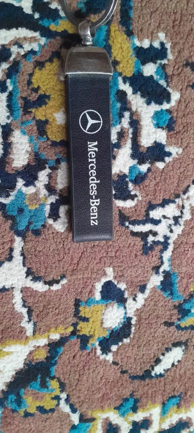 سوئیچ ماشین پیداشده|اشیا|زهک, |دیوار