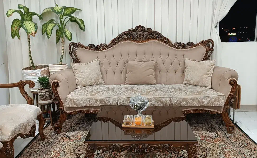 مبل ۷ نفره با میزنهارخوری ۶-۴ نفره|مبلمان خانگی و میز عسلی|باقرشهر, |دیوار