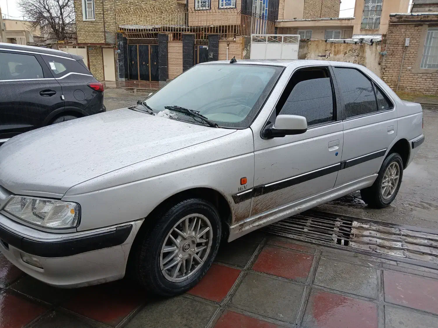 سلطان ۸۴ دوررنگ|خودرو سواری و وانت|کامیاران, |دیوار