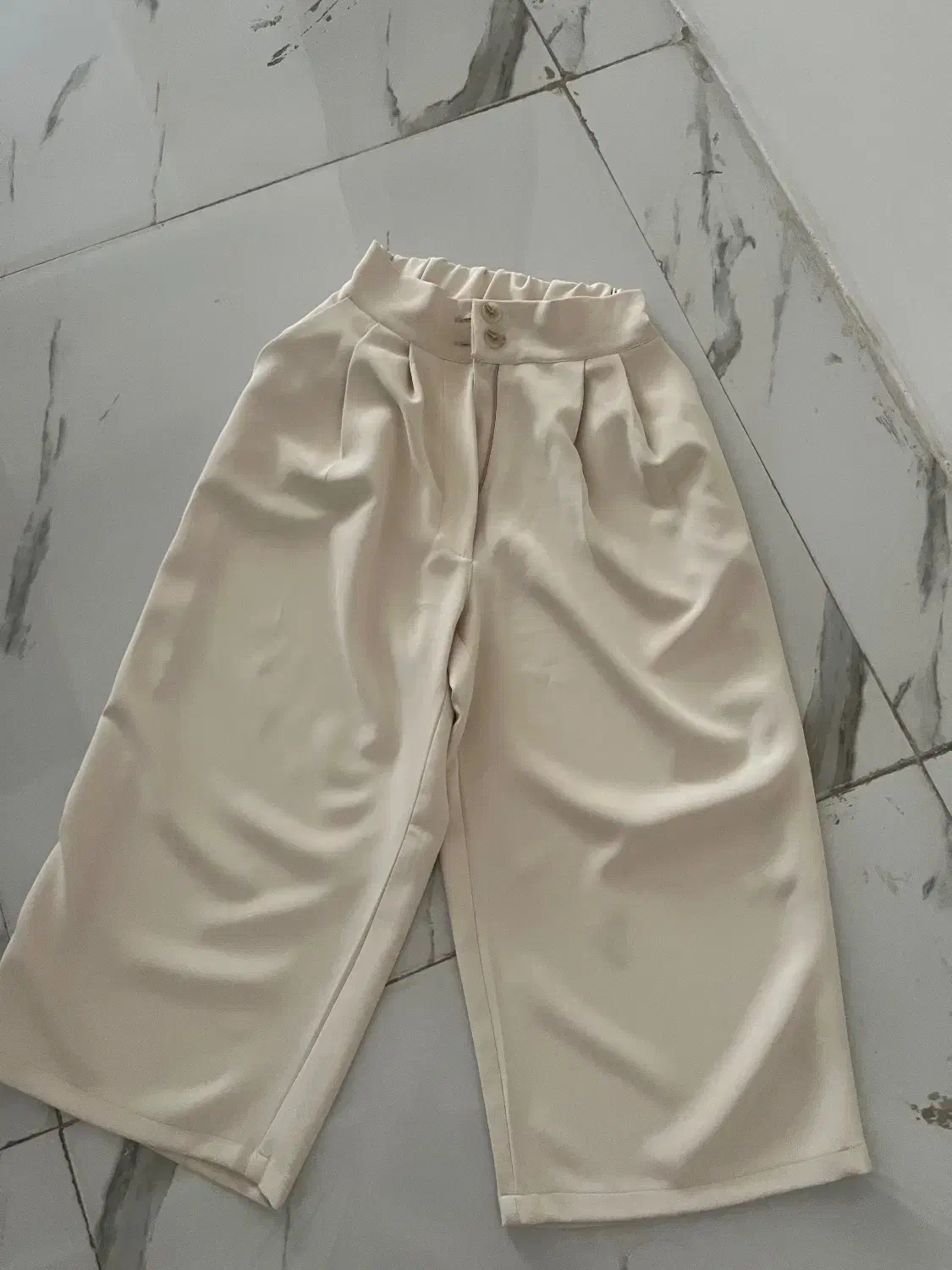 لباس نو|لباس|تبریز, |دیوار