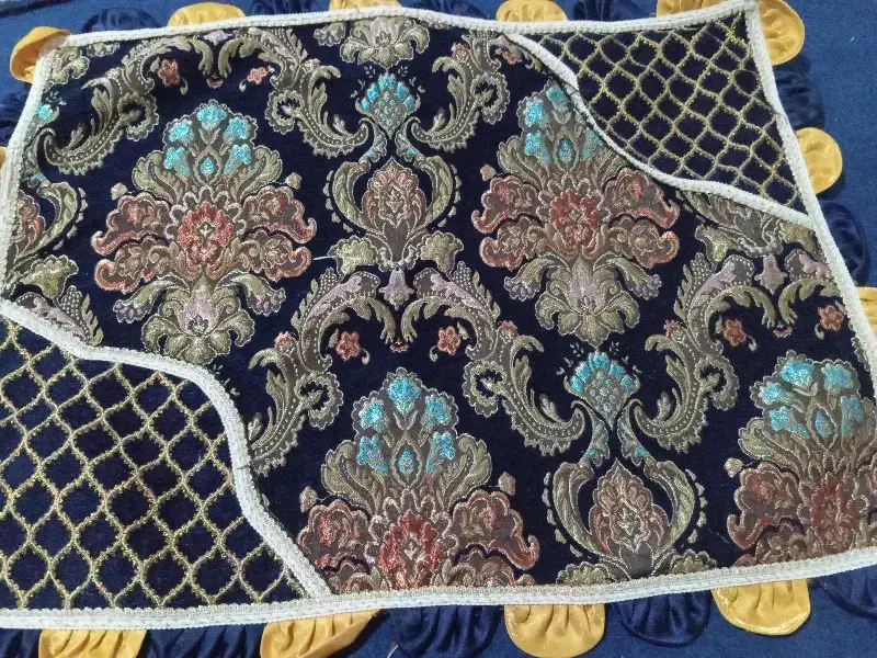 پوش پشتی در حد نوع حراج|پشتی|زاهدان, |دیوار