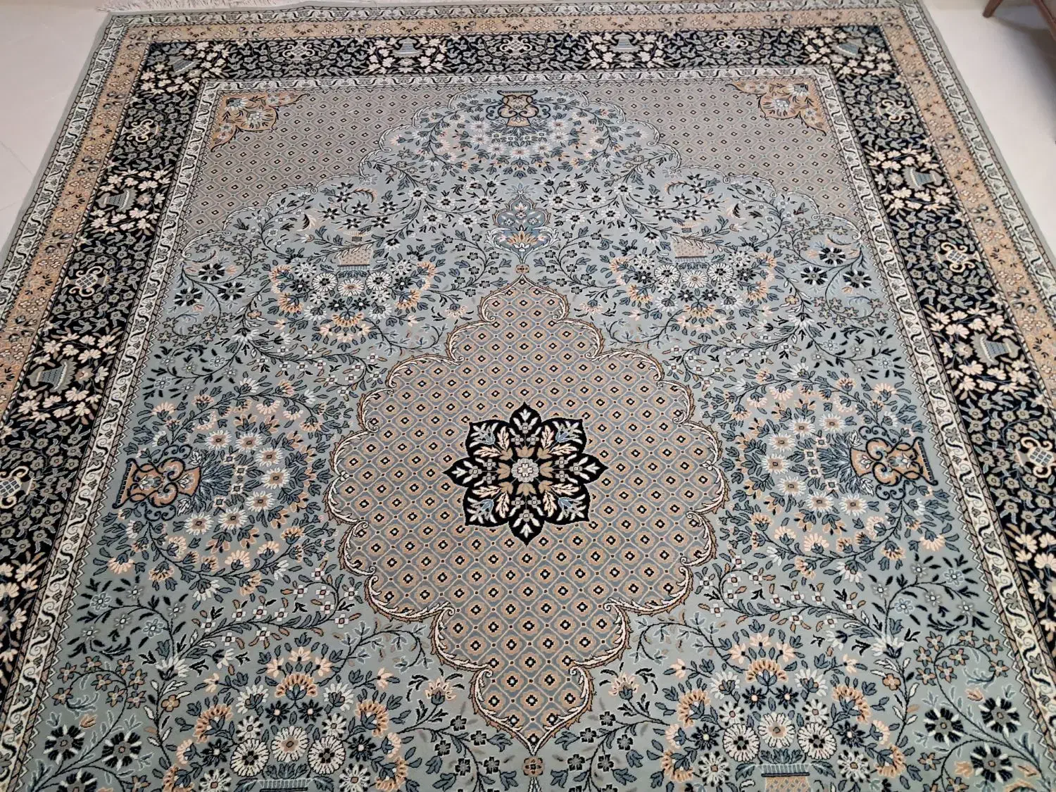 فرش|فرش|شاهینشهر, عطار|دیوار