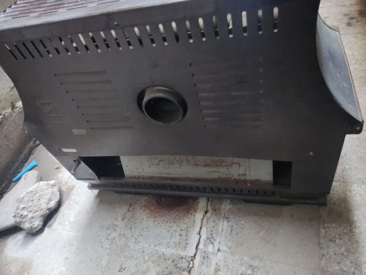 بخاری در حد نو فقط ۳۹۰۰ تومن|بخاری، هیتر، شومینه|بندرعباس, |دیوار