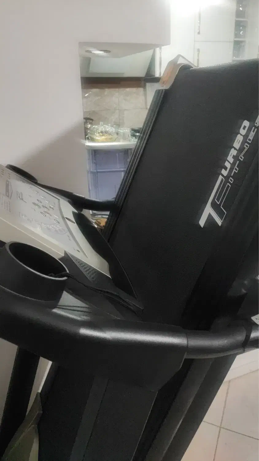 تردمیل تربو 220 تایوانی|تجهیزات ورزشی|شیراز, شهرک استقلال|دیوار