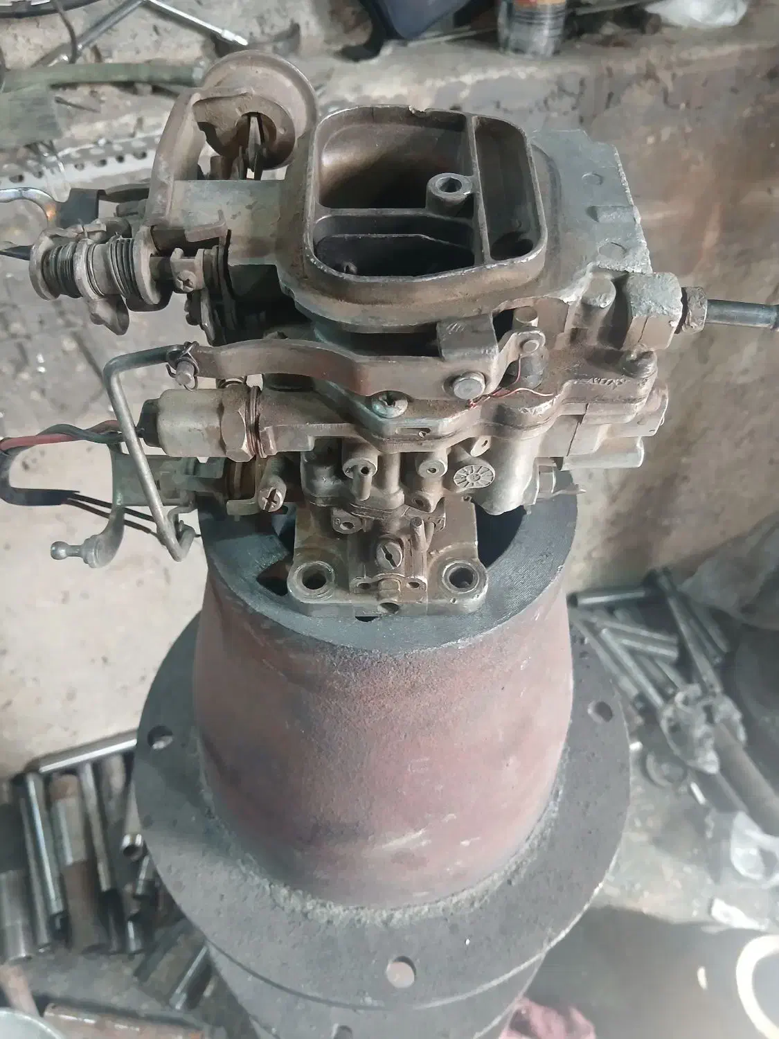 کاربراتور تویوتا وانت|قطعات یدکی و لوازم جانبی|اصفهان, مشکین|دیوار