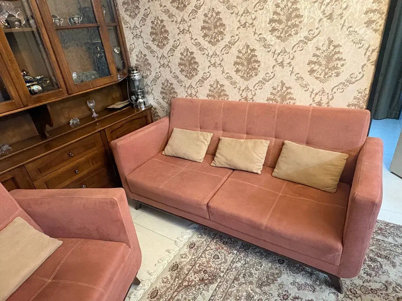 مبل نیم ست|مبلمان خانگی و میز عسلی|ری, فیروزآبادی|دیوار