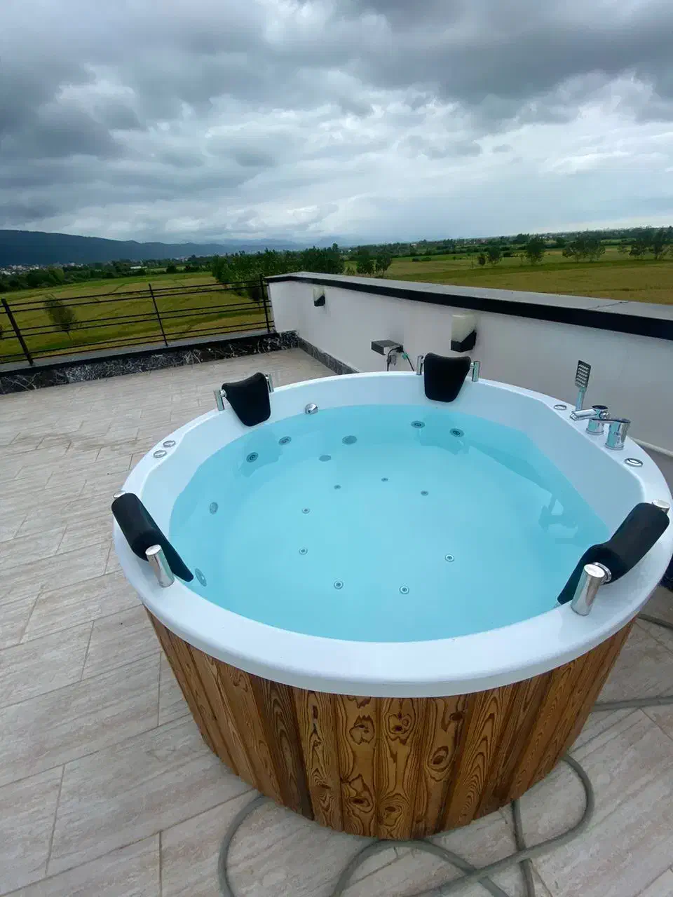 ویلا شهرکی ۳۷۰ متری الکله|فروش خانه و ویلا|تنکابن, |دیوار