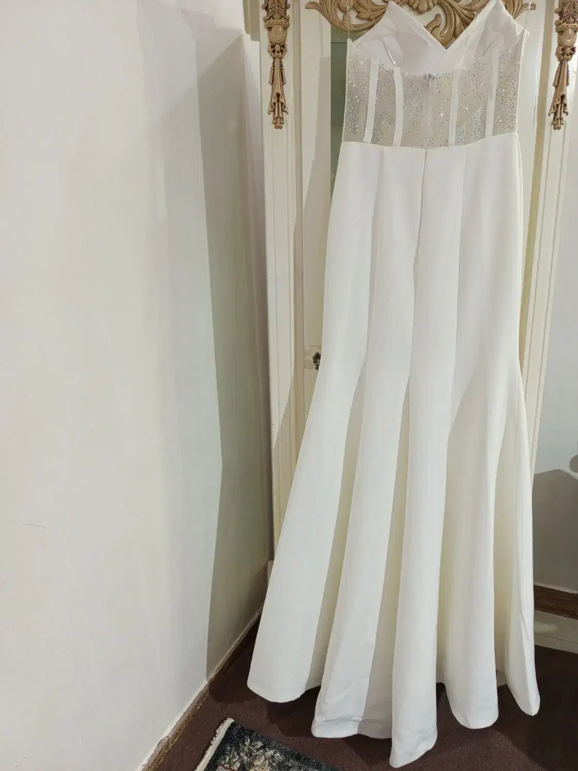 لباس مجلسی|لباس|رشت, حمیدیان|دیوار