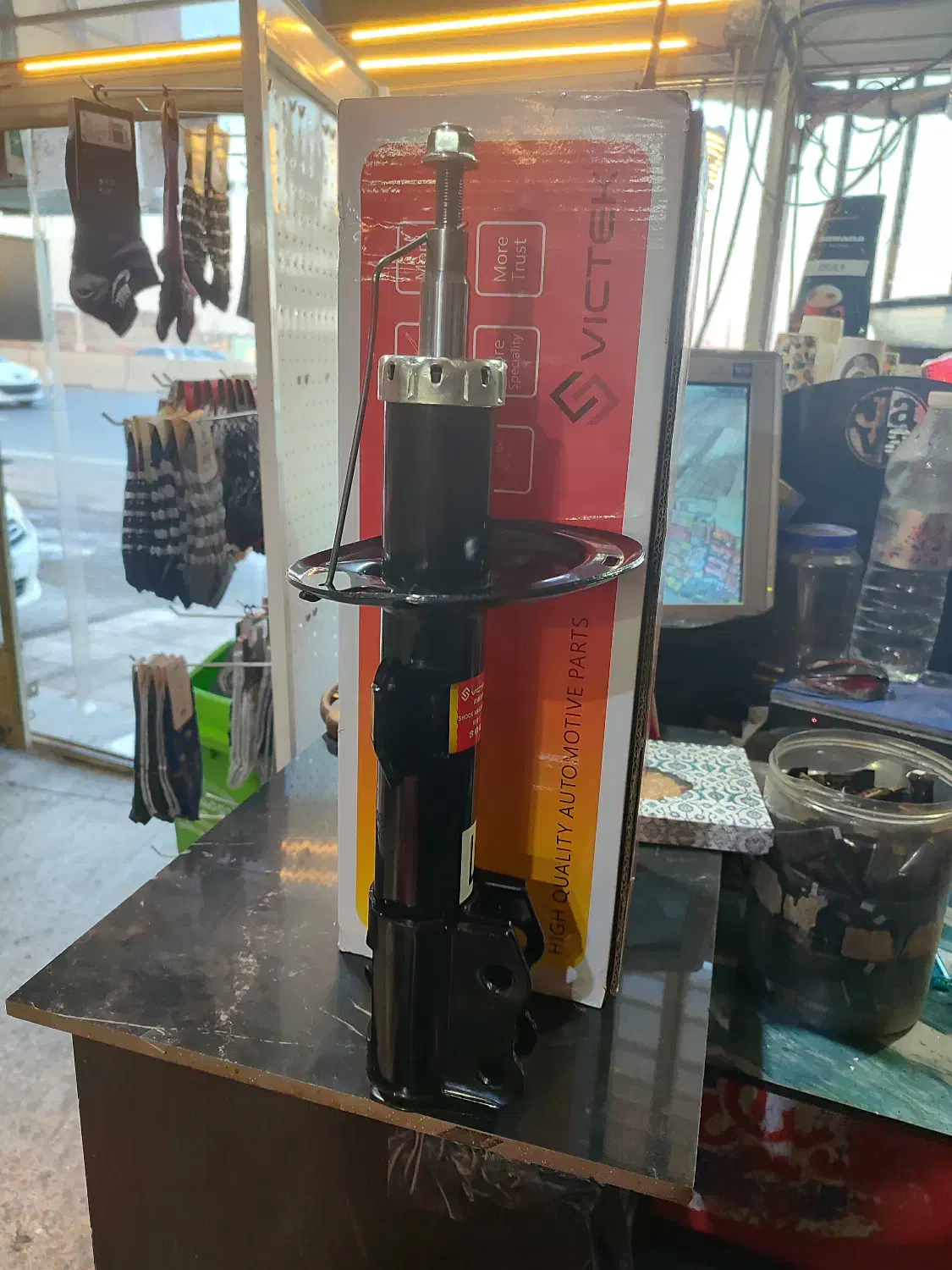 کمک فنر جلو چپ برلیانس h230|قطعات یدکی و لوازم جانبی|اصفهان, بهارستان|دیوار