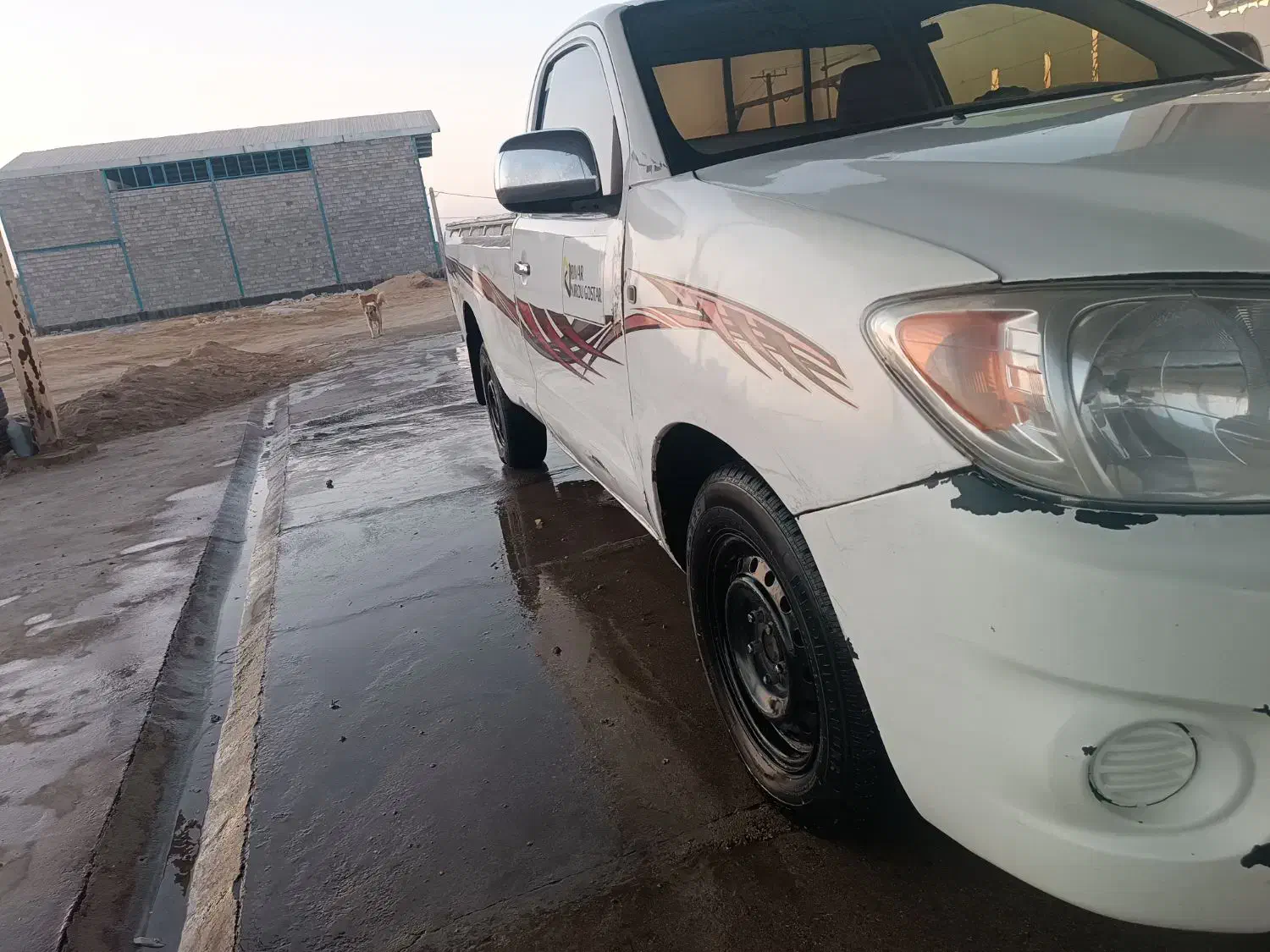 تویوتا هایلوکس|خودرو سواری و وانت|قشم, |دیوار