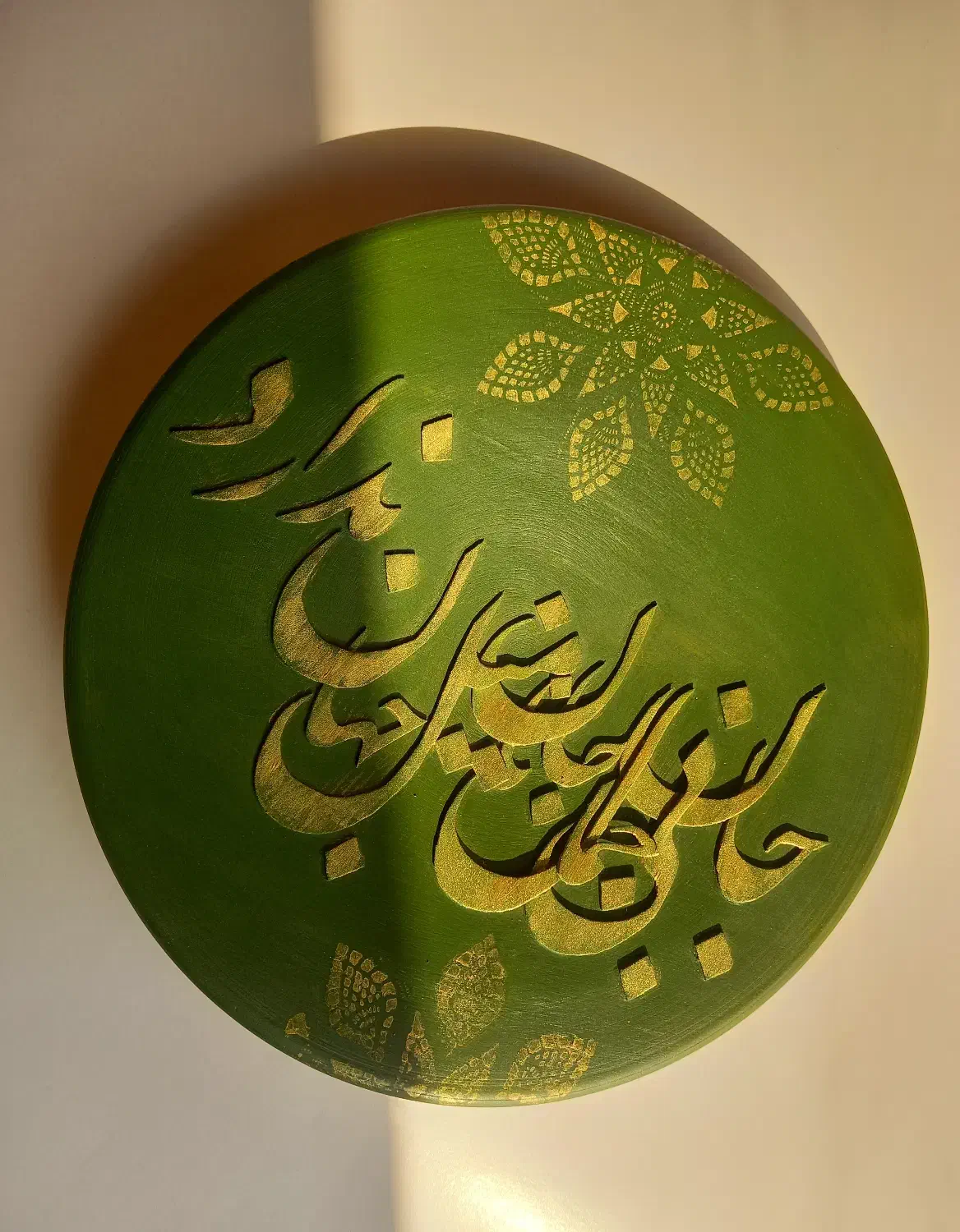 دیوارکوب سفالی برجسته مدرن|صنایع دستی و سایر لوازم تزئینی|لاهیجان, کوی خزر|دیوار