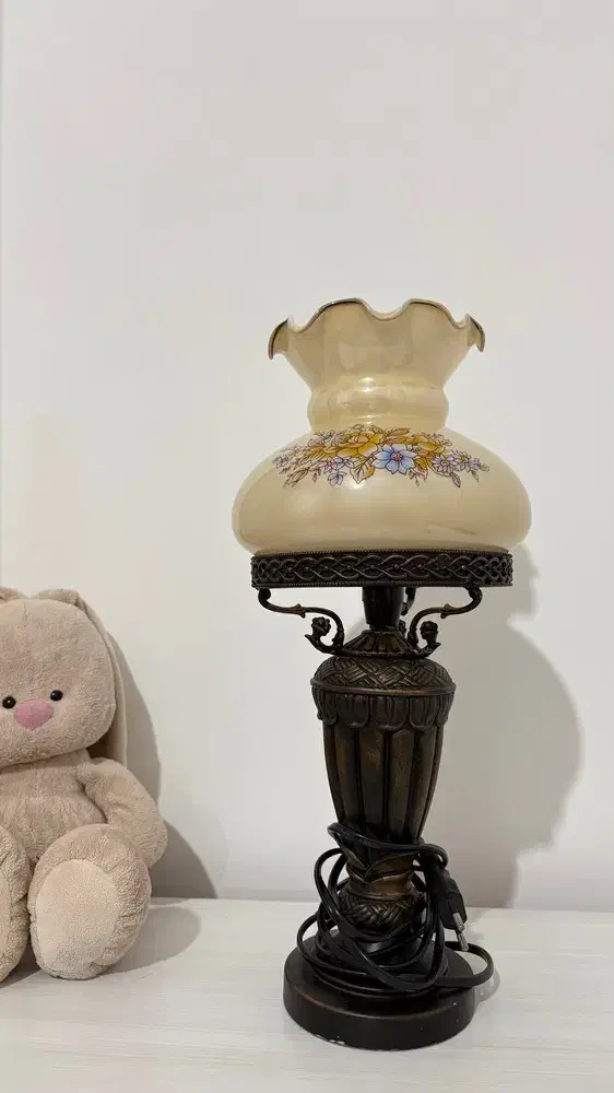 آباژور|چراغ خواب و آباژور|تالش, هشتپر|دیوار