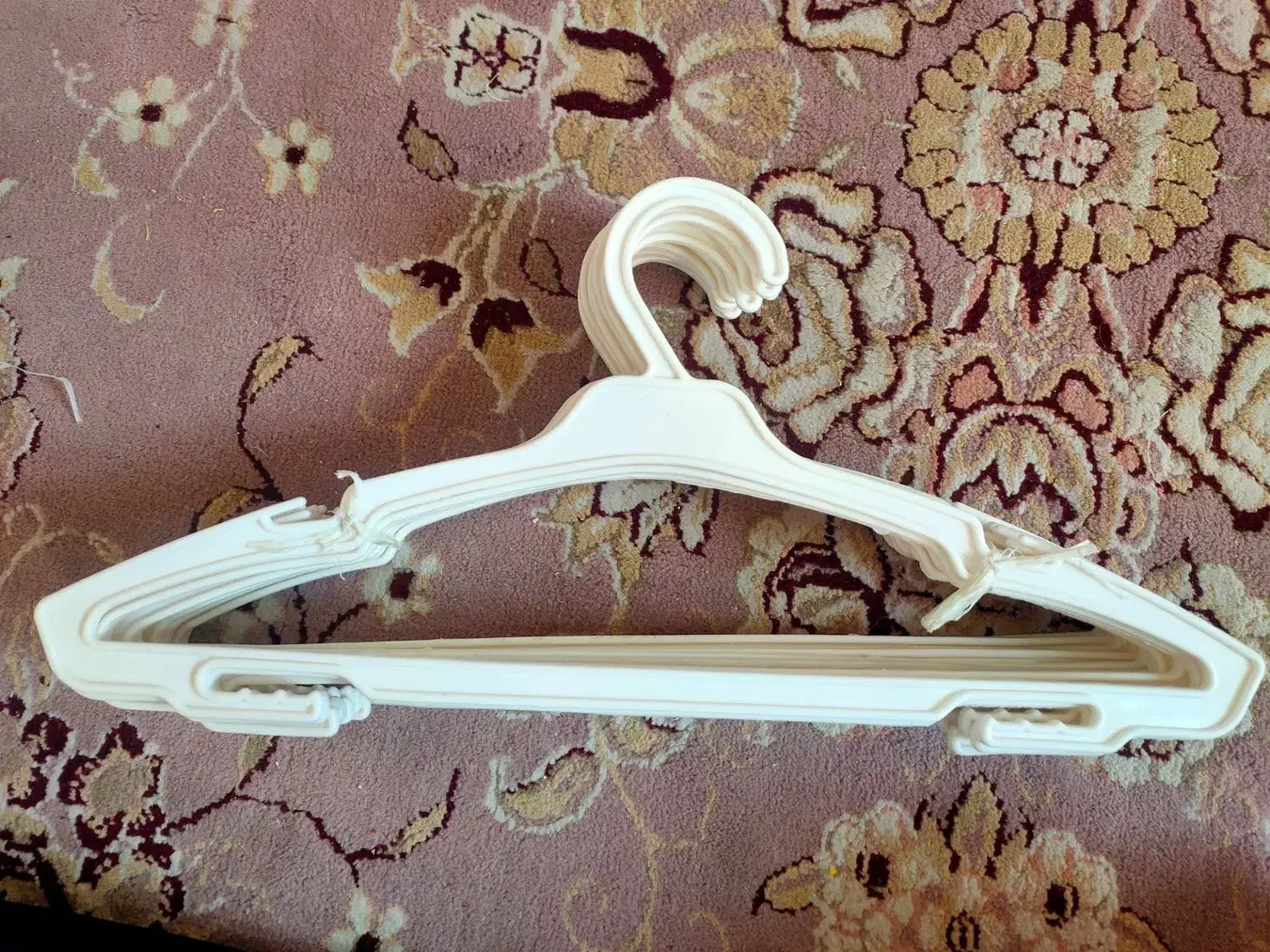 چوب لباسی|بندرخت و رخت‌آویز|تبریز, |دیوار