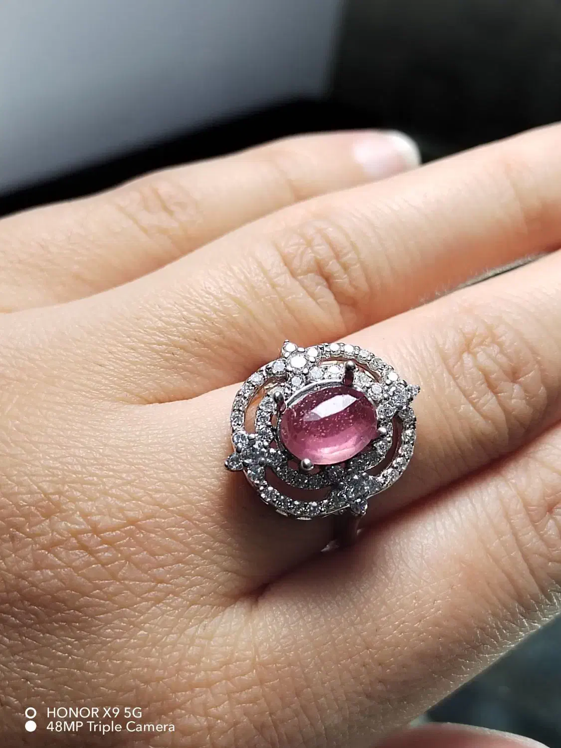 انگشتر زنانه نقره با سنگ یاقوت اصل|جواهرات|نجف‌آباد, ریاضی|دیوار