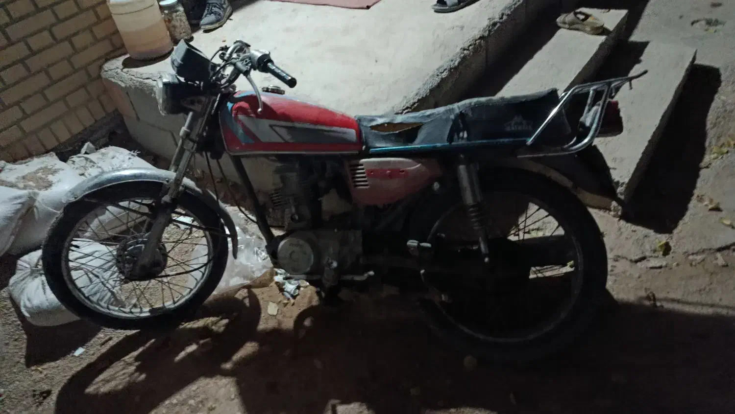 موتورهندا125|موتورسیکلت|بجنورد, |دیوار