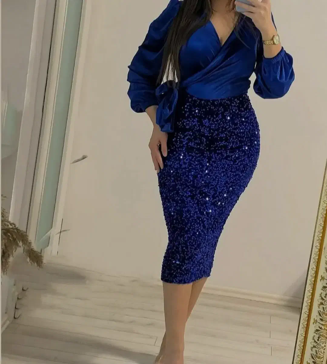 لباس مجلسی|لباس|خوی, |دیوار