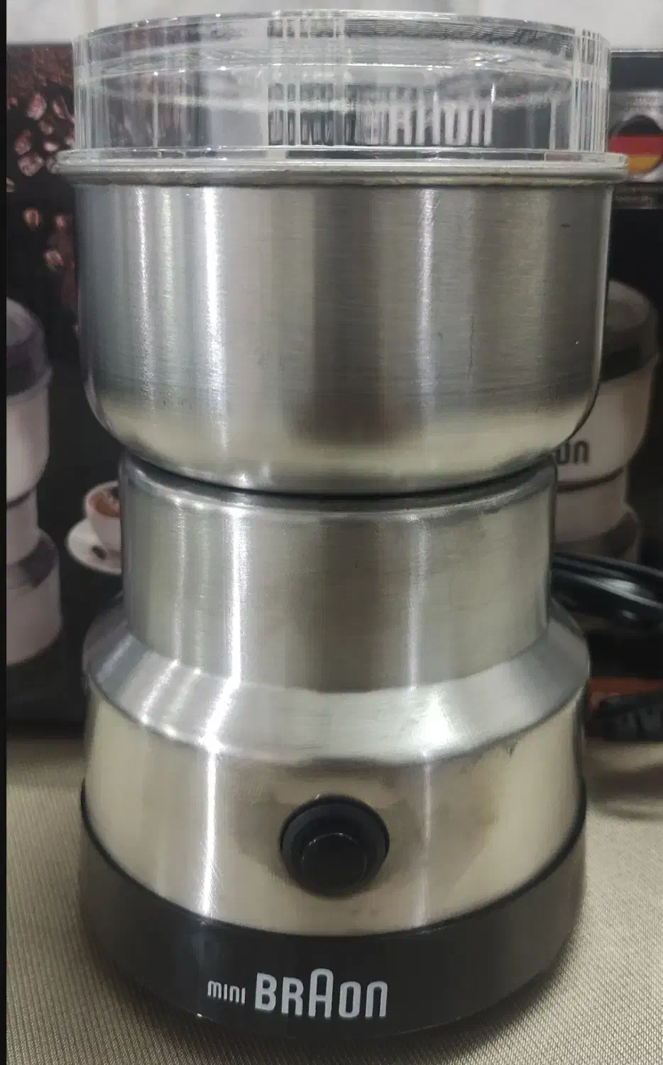 عتیقه آسیاب برقی 300وات برون آلمانی چهارتیغه خشک|کلکسیون اشیاء عتیقه|زاهدان, |دیوار