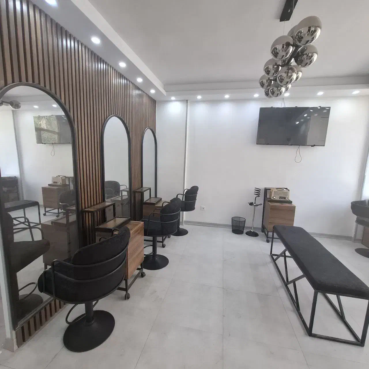 استخدام مدرس آموزشگاه مراقبت زیبایی|استخدام آموزشی|تهران, زرکش|دیوار