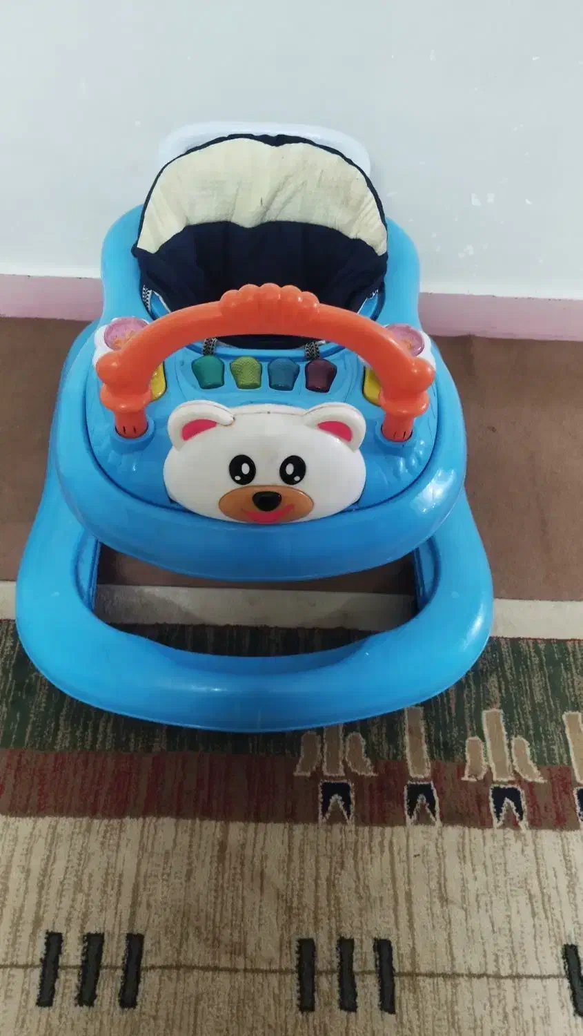 روروک|کالسکه و لوازم جانبی|اهواز, کوی باهنر|دیوار