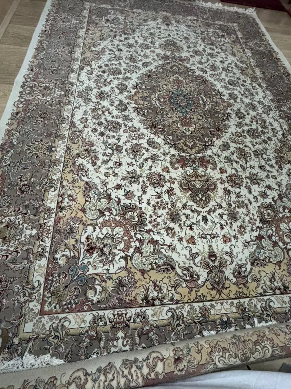 فرش تمیز در حد نو ۶ متری|فرش|تهران, طرشت|دیوار