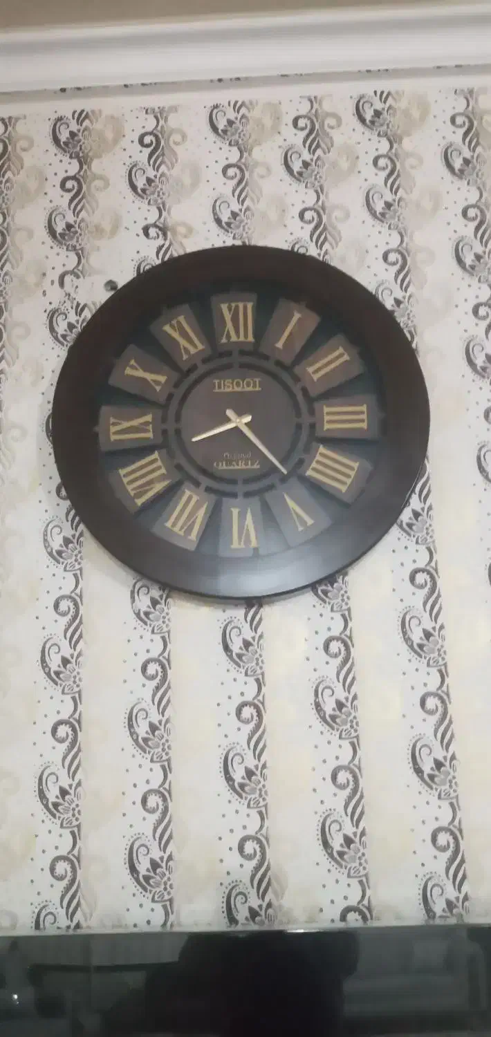 ساعت  در حد نو|ساعت دیواری و تزئینی|سنندج, |دیوار