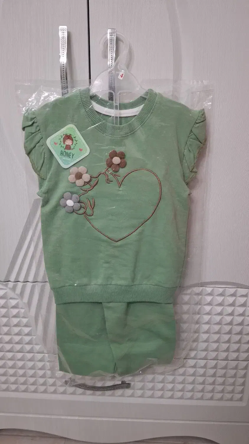 لباس دخترانه|کفش و لباس بچه|یزد, |دیوار