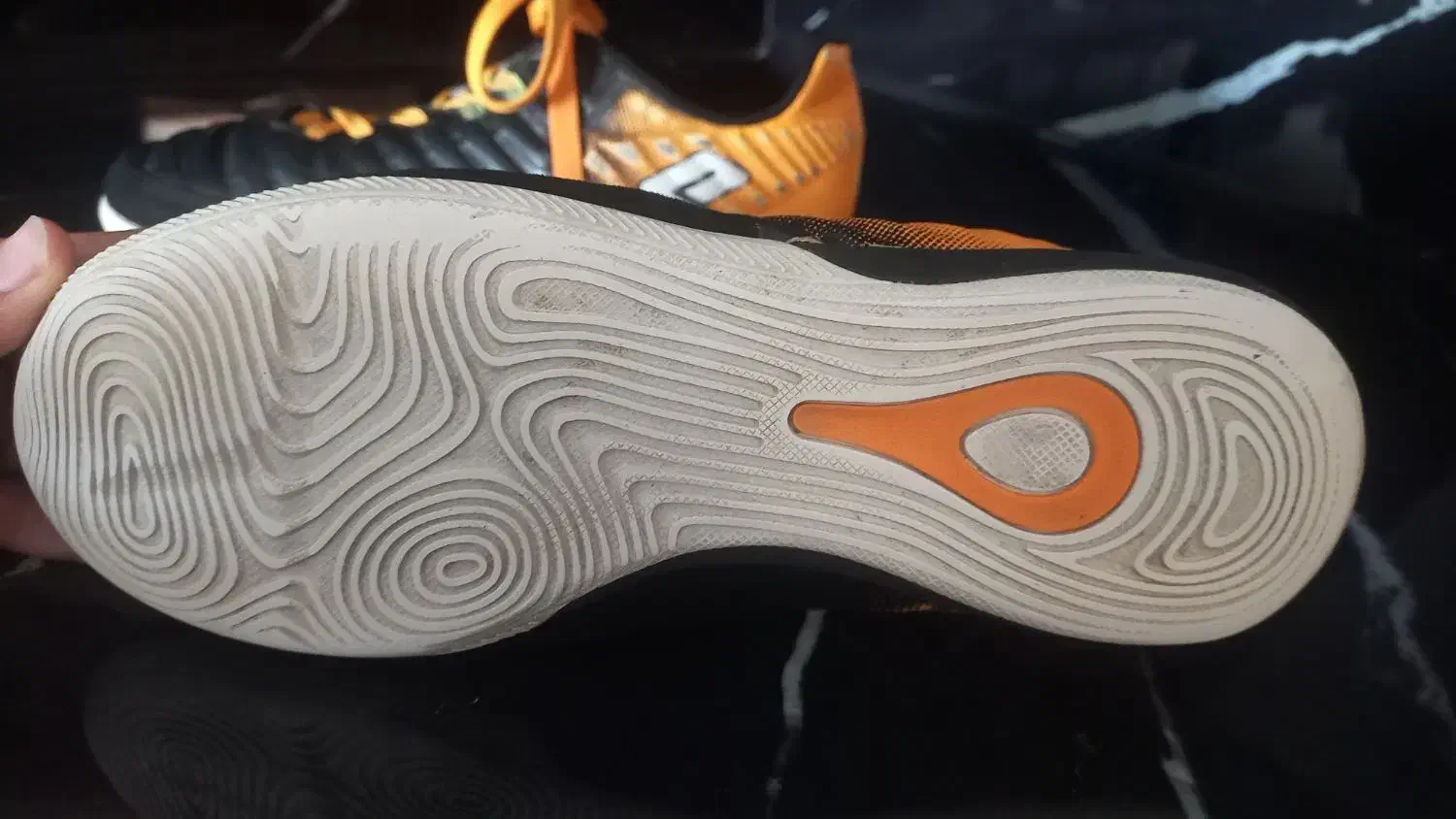 کفش فوتسال سالم (سایز ۳۶)|کیف، کفش، کمربند|شاهینشهر, گزبرخوار|دیوار