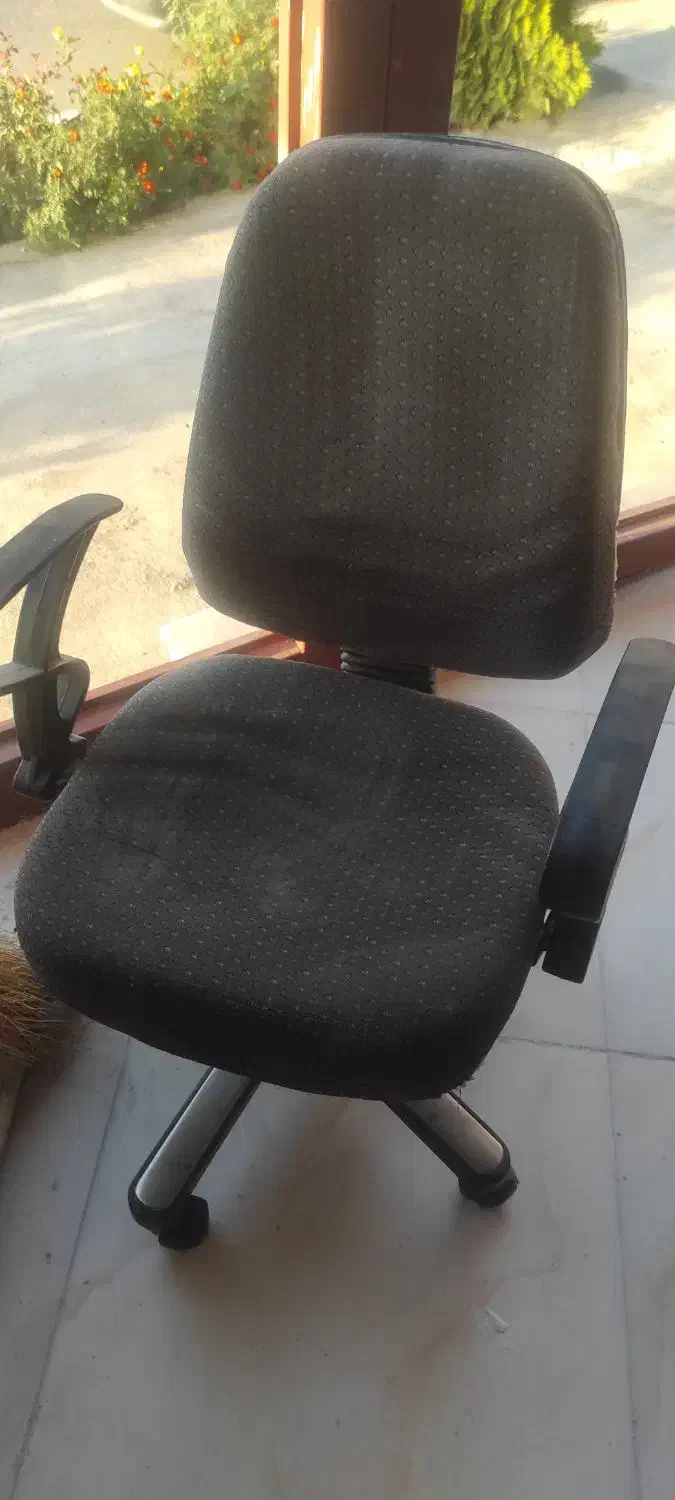 انواع میز و صندلی و باربند|صندلی و نیمکت|صحنه, |دیوار