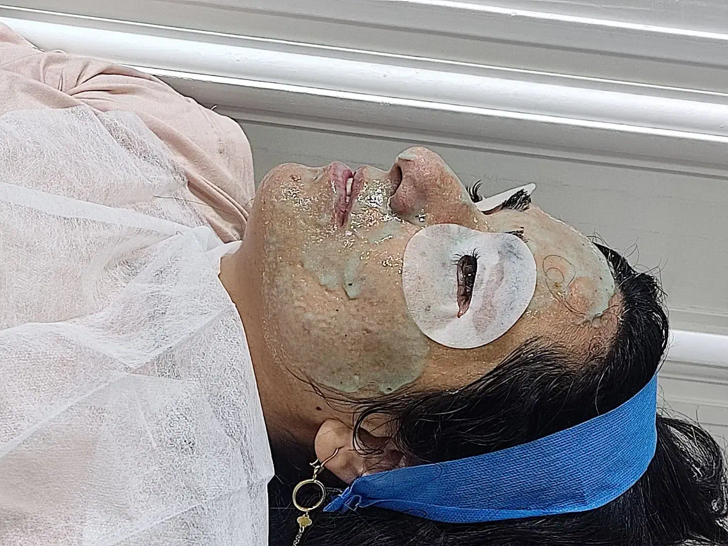 آف فشیال و پاکسازی پذیرش هنرجو فقط ۳۵۰۰|خدمات آرایشگری و زیبایی|نورآباد, |دیوار