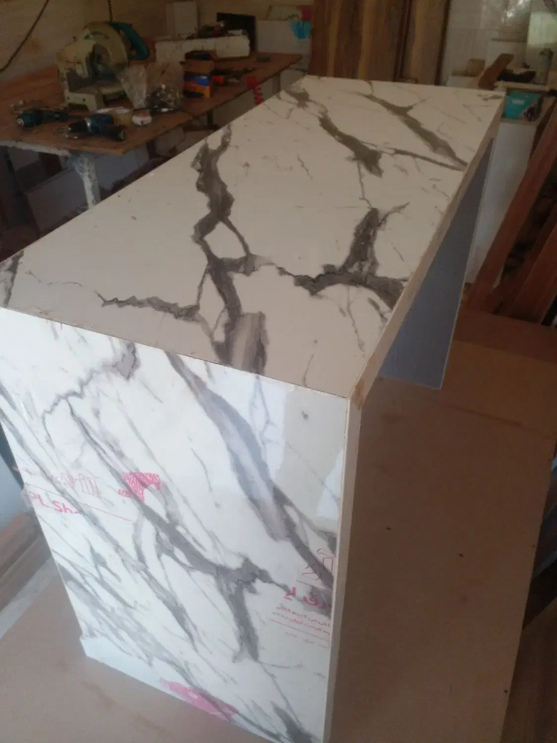 میز ام دی اف ب ابعاد۱۱۰در۵۰ ب ارتفاع۸۰|میز تحریر و کامپیوتر|سیرجان, |دیوار