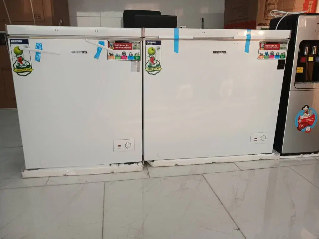 فریزر صندوقی ۲۵۰ لیتر جیپاس|یخچال و فریزر|بند زرک, |دیوار