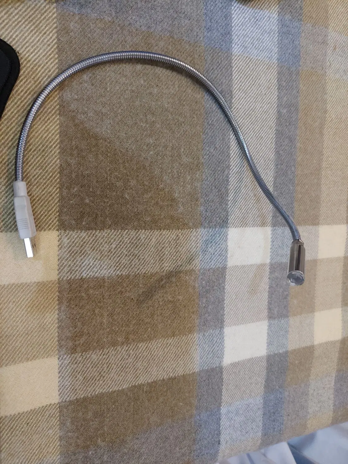 USB LED lighter|لامپ و چراغ|قم, بلوار امین و ساحلی|دیوار