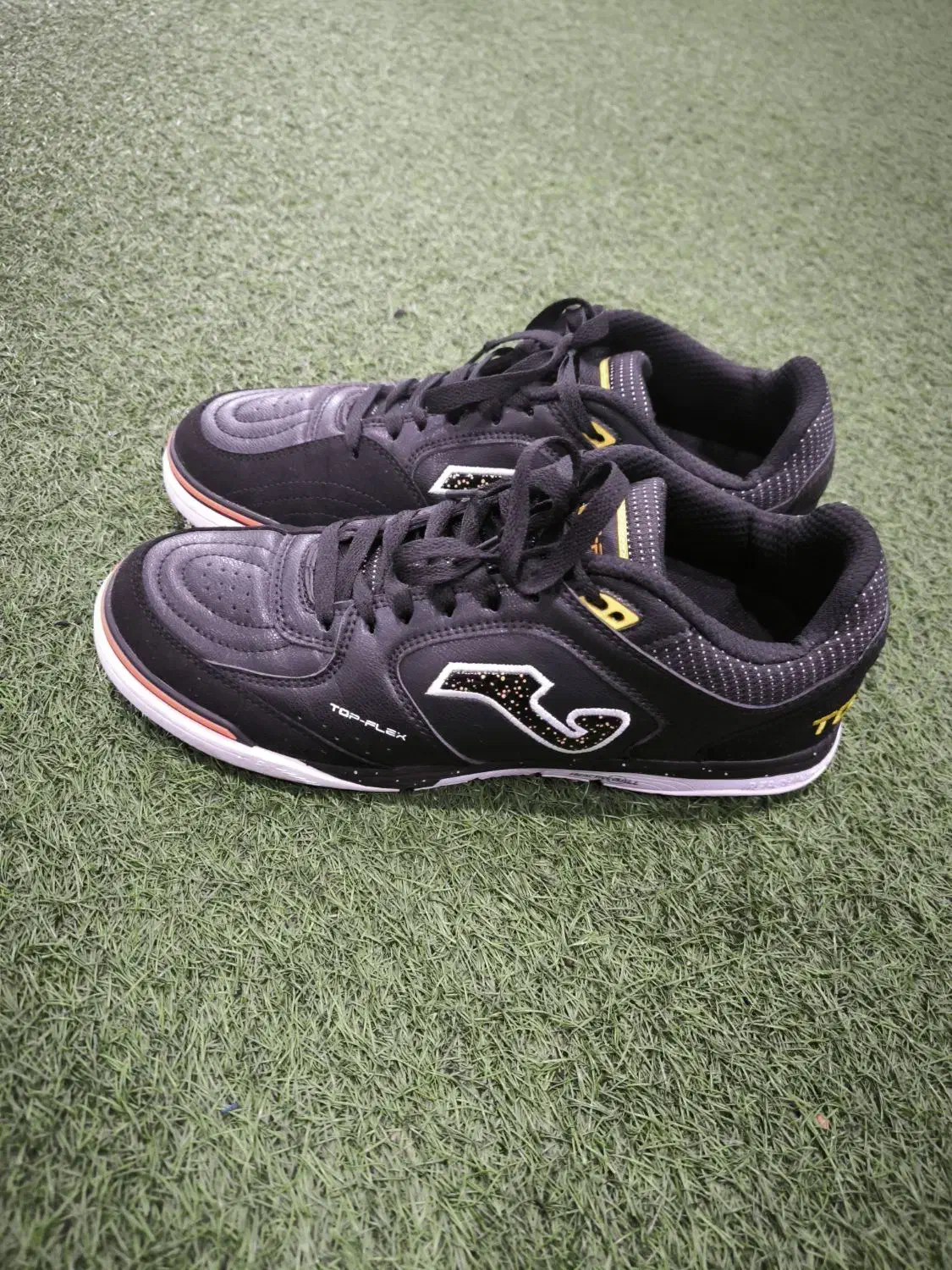 کفش سالنی جوما|کیف، کفش، کمربند|بندر ماهشهر, |دیوار