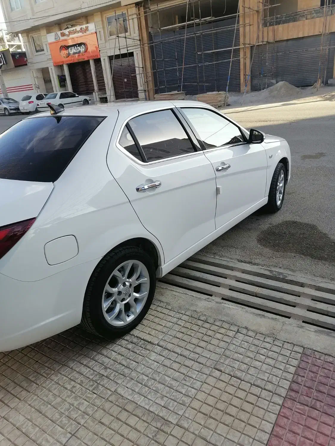 دنا پلاس آپشنال توربو اتومات|خودرو سواری و وانت|یاسوج, |دیوار