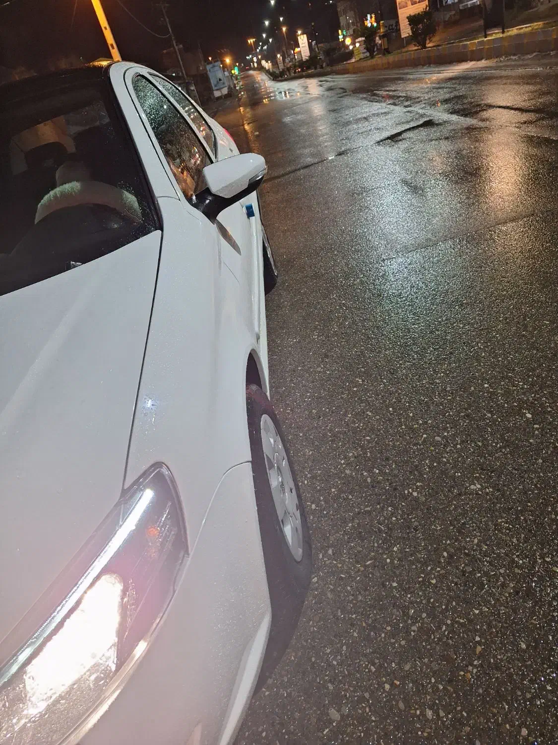 رانا پلاس 1402|خودرو سواری و وانت|شیرگاه, |دیوار