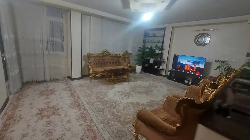 ۹۰ متری / جنوبی|فروش آپارتمان|اصفهان, برلیان|دیوار