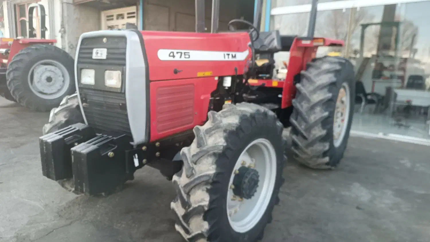 تراکتور|خودرو سنگین|بروجرد, |دیوار